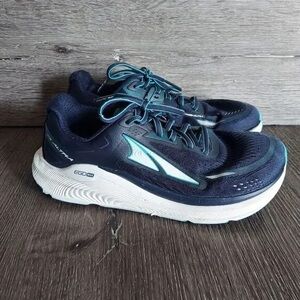 Altra Women's Dark Blue and Light Blue Sneakers
